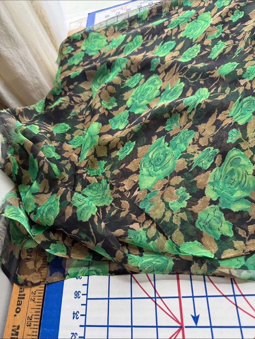 Vintage 70s Sheer Floral Fabric 4 Yards Green Roses Black Gold Flowy 42”